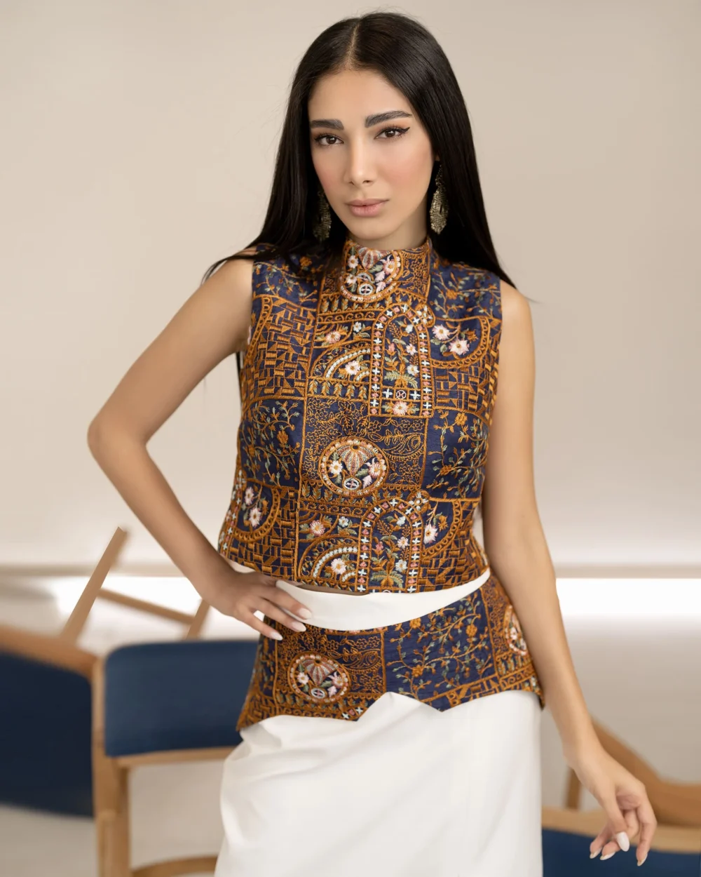 PARS<br>Two-Piece Top and Long Skirt with Split
